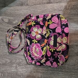 Vera‎ Bradley, over shoulder purse, floral pattern, black
